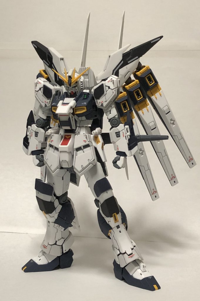 破損前のνガンダムです。