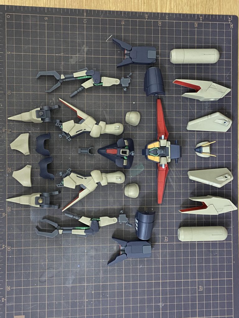 全パーツ塗装完了で並べた状態