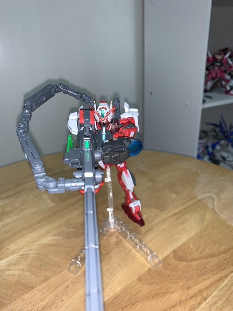 GNハイパーライフルプトレマイオスアームズIIに装備された長距離兵器です。1st シーズンでデュナメスが使用したものの改良型で動力源が擬似太陽炉になっているという設定。サンダーボルトにもこんなやつあったなーと思いながら作りました。