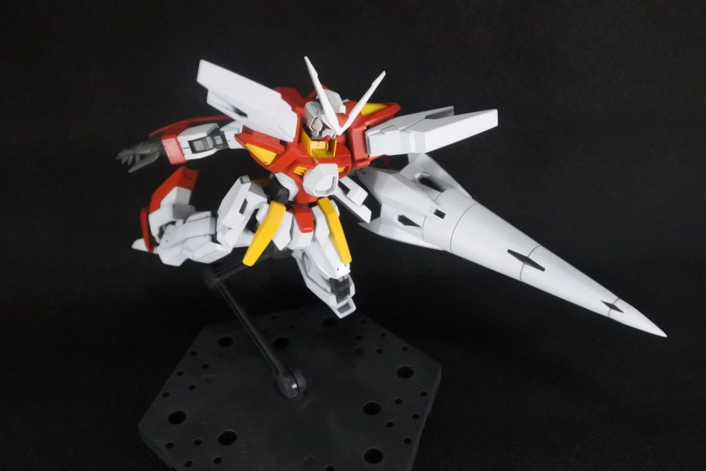 ゼルトザームアームズから拝借したランスを持たせれば突撃ポーズもとれます｡