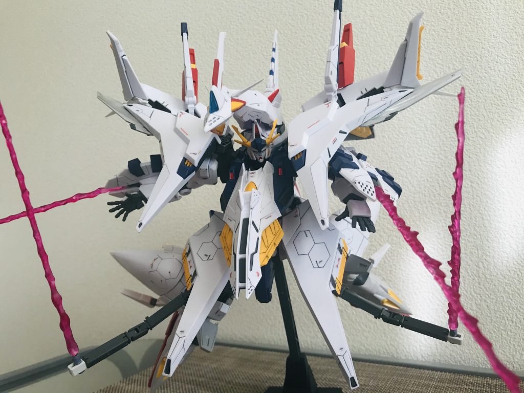 動きが取りづらくアクションが難しいですね。 