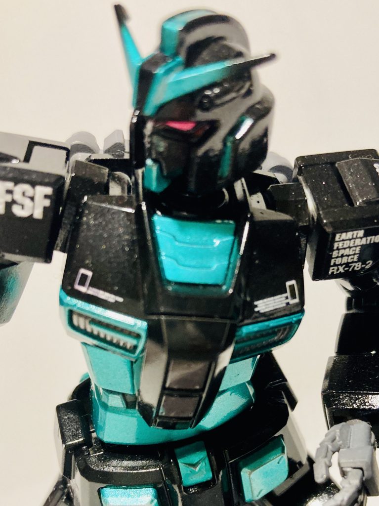 メタリックなグリーンはとても好きで、色々なキットに使ってしまいます。目だけがピンクっていうのもお気に入りポイントですねー👀✨