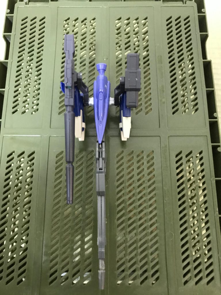 PS-03遠距離・支援用装備の支援機形態。