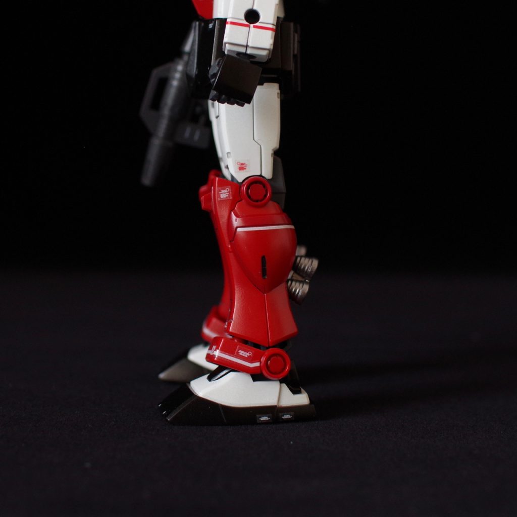 モールドを境にレッドを塗り分けているんですが、残念ながらほとんど見分けられませんでした。