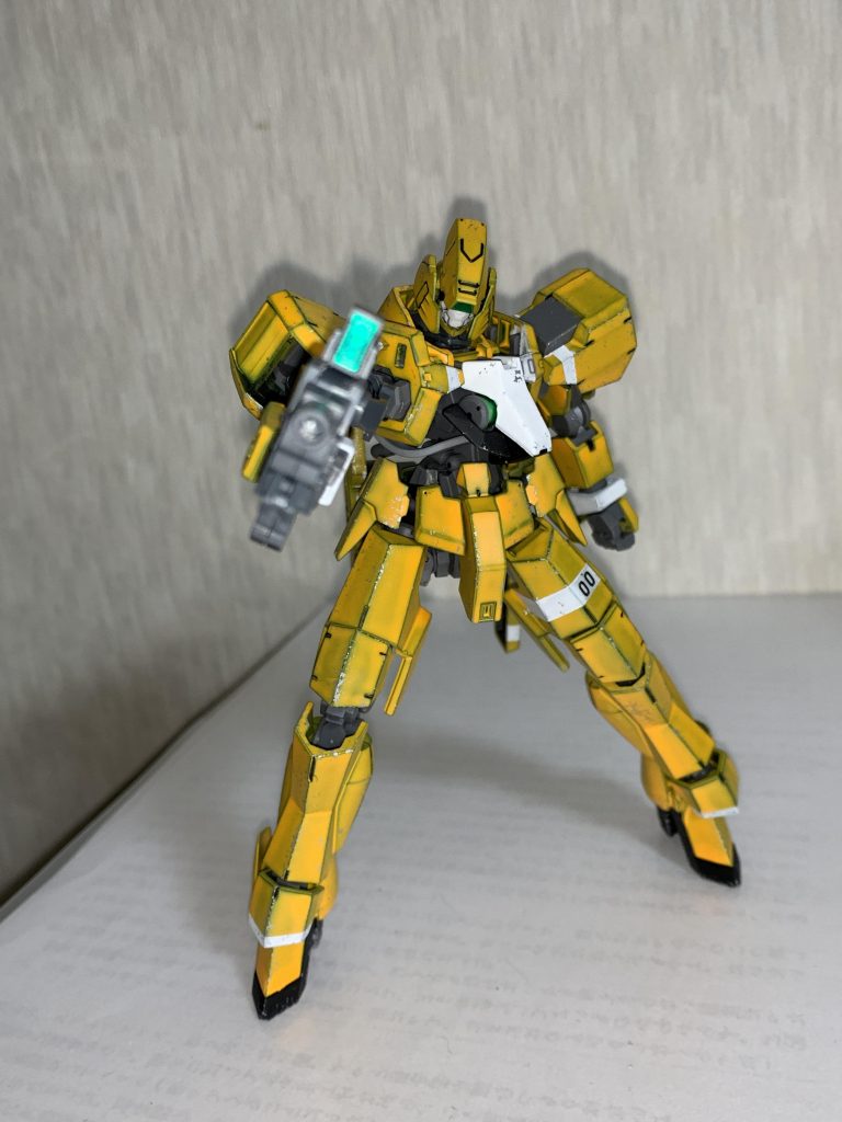 「電圧チェック、リアクターチェック、温度チェック、回転数ノーマ、フォースピードチェッキングプログラムスタート....エジェクションシート正常、IFF確認、戦術データリンクアクティベート、システムオールグリーン」(長い)