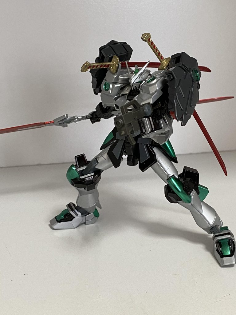 ライフルで牽制するポーズすこです