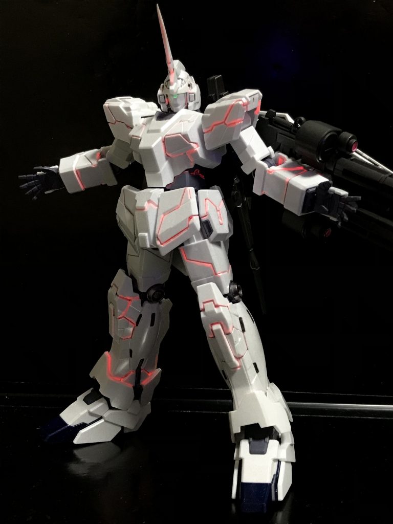 「箱の封印が解かれる。あなたたちは引け!」