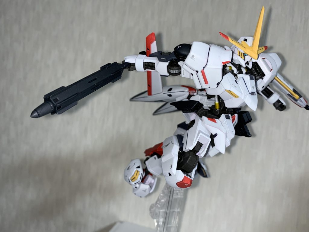 スマートメイスは柄頭に肉抜きが有るのですが埋めていますが、収納時以外は隠れて目立たないんですよね