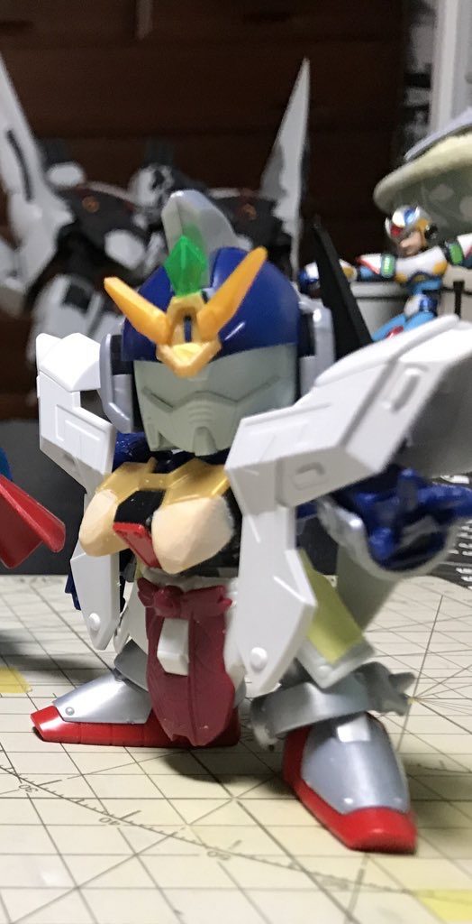 初期の構想です。形状が把握できずこの頃の面影は残っていません