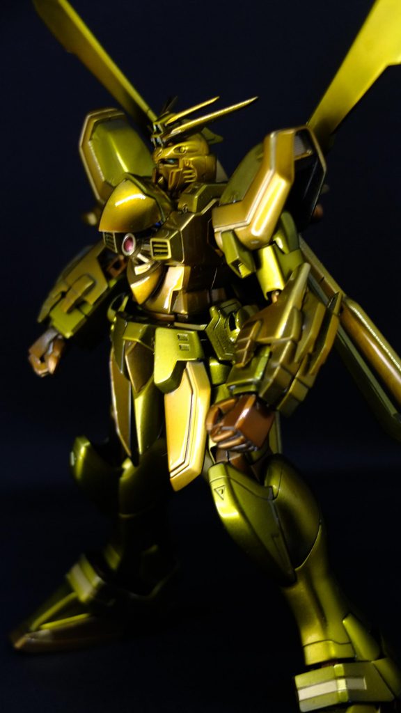 またウレタンクリアーを使用するのは初めてなので特性が掴み切れずムラや色流れを起こしてしまったので所々に粗く修正が入っています