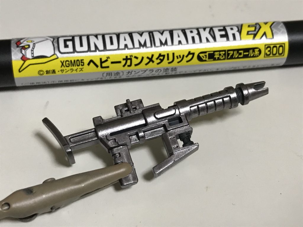 ガンマカEXの新色ヘビーガンメタリックを使ってみました。すごい輝きです。今後もいろいろ試してみます。