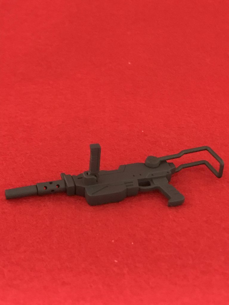 付属の100mmマシンガンが素晴らしい出来でした。あちこち開口してあります。