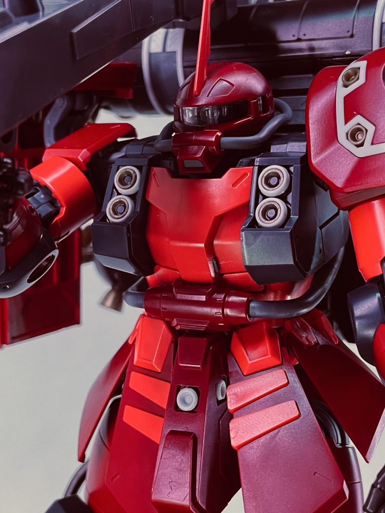 仮組みしたあと劇場版のサンダーボルトをゲオから借りてきて視聴したんですが、40過ぎのおっさんにはたまらないジャズに乗せた雰囲気にのまれ、1部2部を一気に見てしまいました。こいつぁ( ゚Д゚)y-~~タバコすいたくなります。