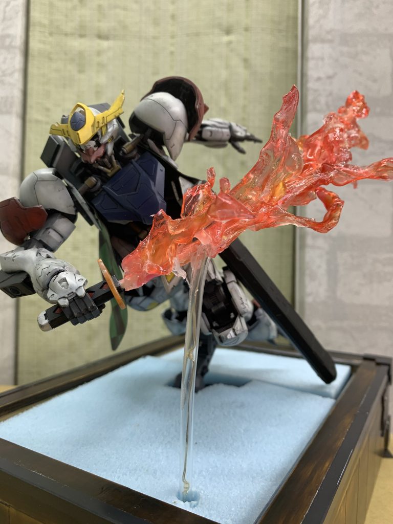 塗装してからクリアのシリコンを塗るといい感じです。 