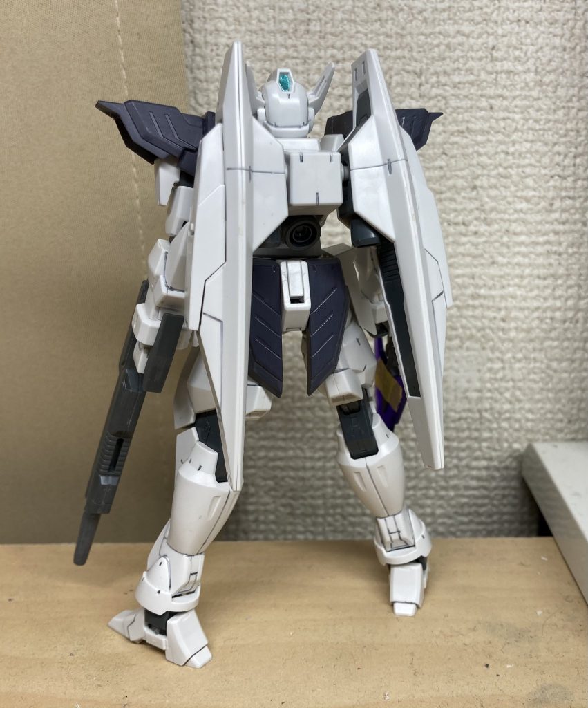 塗装前リアから。