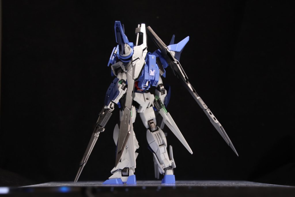 装備はダブルオーダイバーエースに合わせて大剣二刀流に変更してます