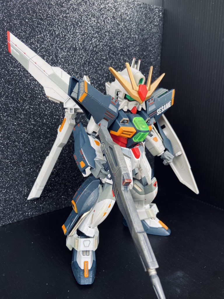 今回は実は結構手軽に作ってます。特に塗装。基本的には艶消しして、部分塗装後、うっすらスモークグレー、再度艶消しです。原作っぽく作るのをたまにはやろうかと。