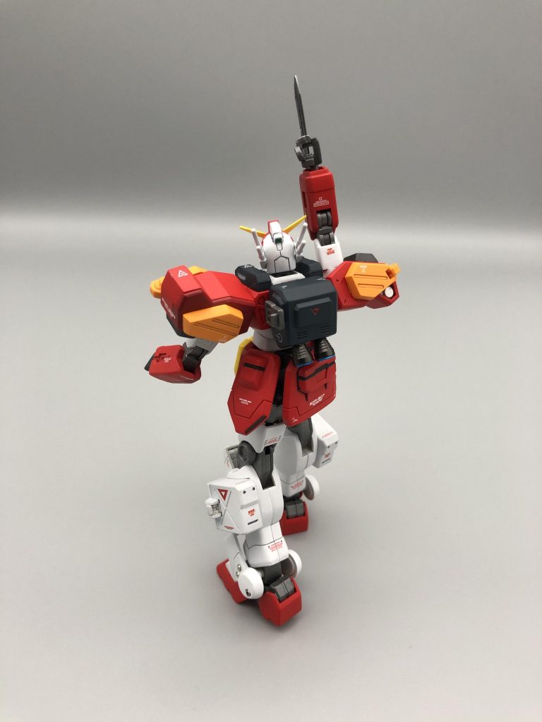 劇中の処刑完了シーン再現。ガンダムを見たものを生かして帰すわけにはいかない。