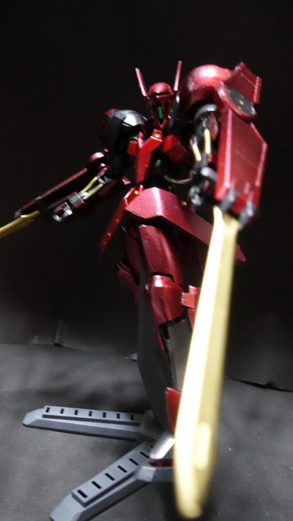 鉄血はホントよく動きますね。