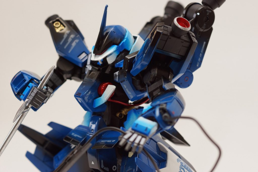 ワイヤークローと中国武術のサイみたいな自作武器