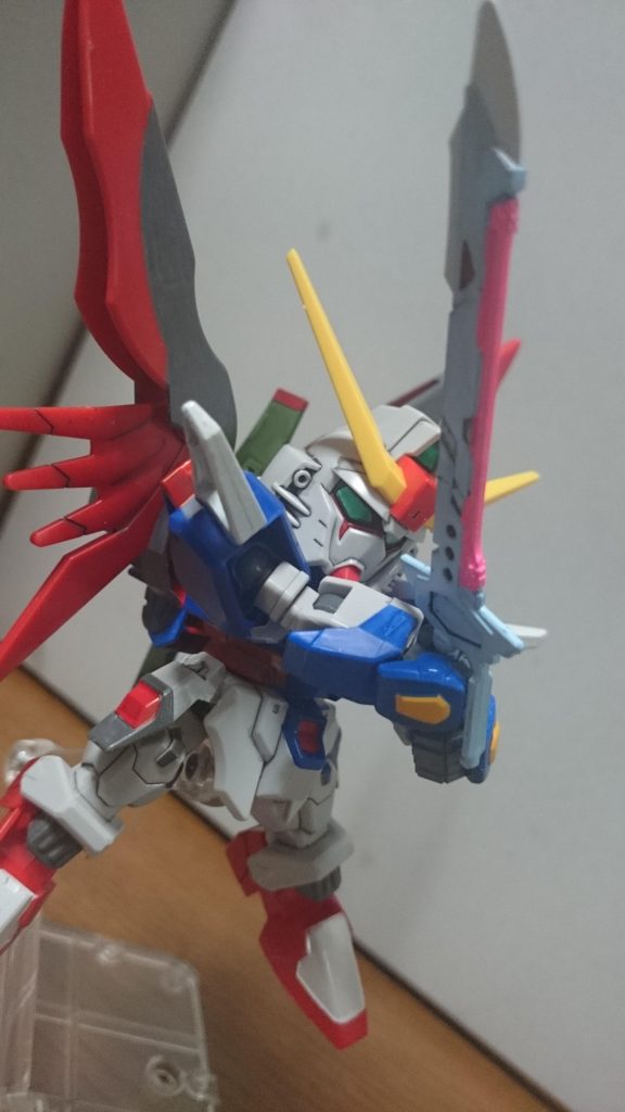 両手持ちはかなりギリギリ…