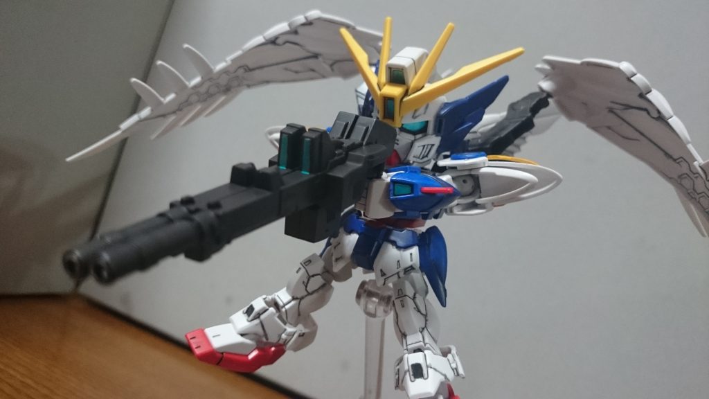 今回はシルエットブースター1の平手等も使ってるんで、試しに足と手をブースターのパーツでもひとつ延ばしてはみたんスけど、思ったよりも長く、クロスレイズの頭身からかけ離れた&キモかったんでシルエットブースターのパーツはハンドパーツの使用のみに留めておくことにしたっスそれでは以下アクションっス～