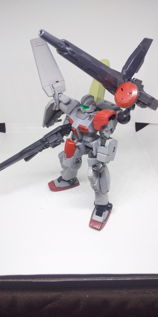 こちらも大口径のレールガン。電力の問題も、上記のバッテリーパックを流用することで解決した。