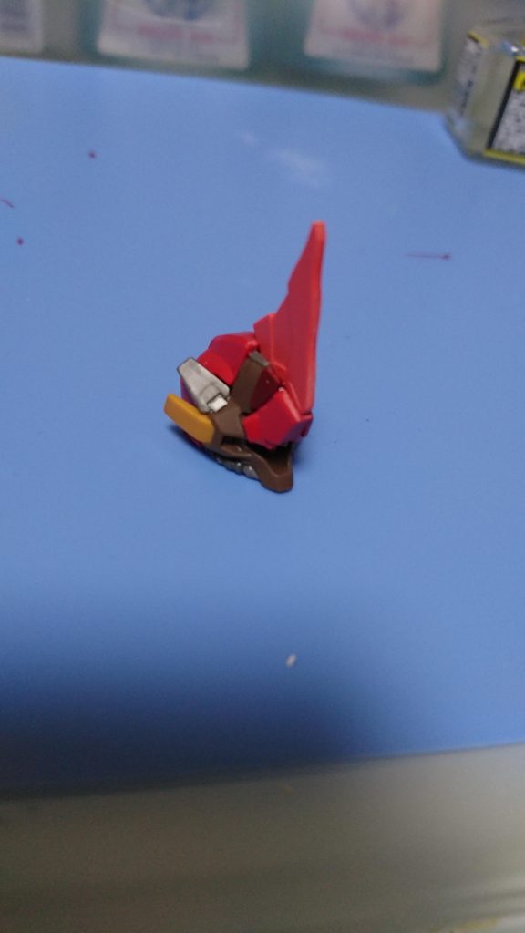 フェイス部分はマグアナック、トサカはゲルググJのを使用。ドムっぽいようなゲーマルクっぽいような感じに(゚ω゚)見てくれてありがとう!!