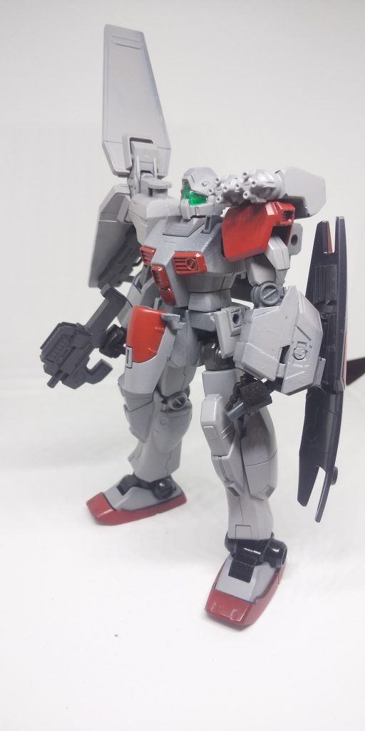 ジム系列のパーツは流用できるため、こう言った運用も可能である。