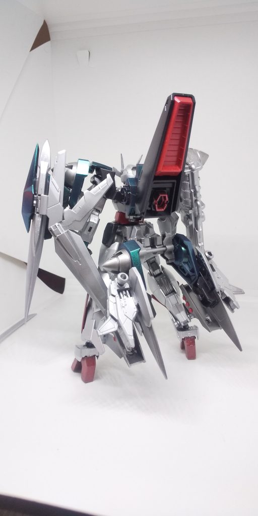 みたいな妄想をぶちまけるのと同時にうしろすーがた。いつものことだけど、重量バランスが悪い!!(反省の色ナシ)