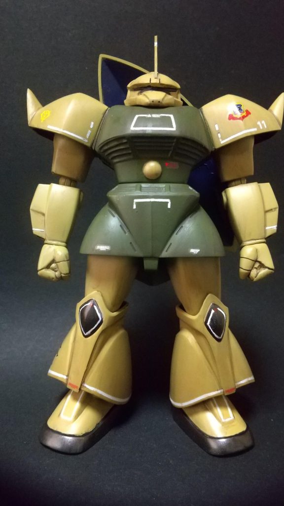 キットの純正ラインの美しさをアピールしたいので武器は持たせていません。決して面倒とかでは無く。ホントです