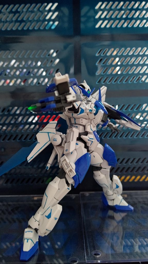 メイン武装のGNソードⅡ・ライフルモードです。エクシアリペアⅡとものと同じものです。