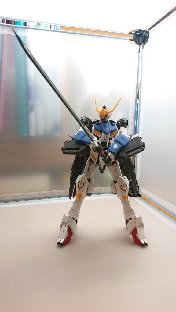 グレイズアインとの最終決戦形態装甲を外したことで身軽になり、太刀で斬りかかる姿は本当に心に来るものがあって上手く言葉で表せない