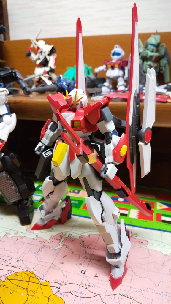 装備させるとこんな感じになります(今回お写真の手を抜きすぎましたので背景がアレですがお許しを……) 