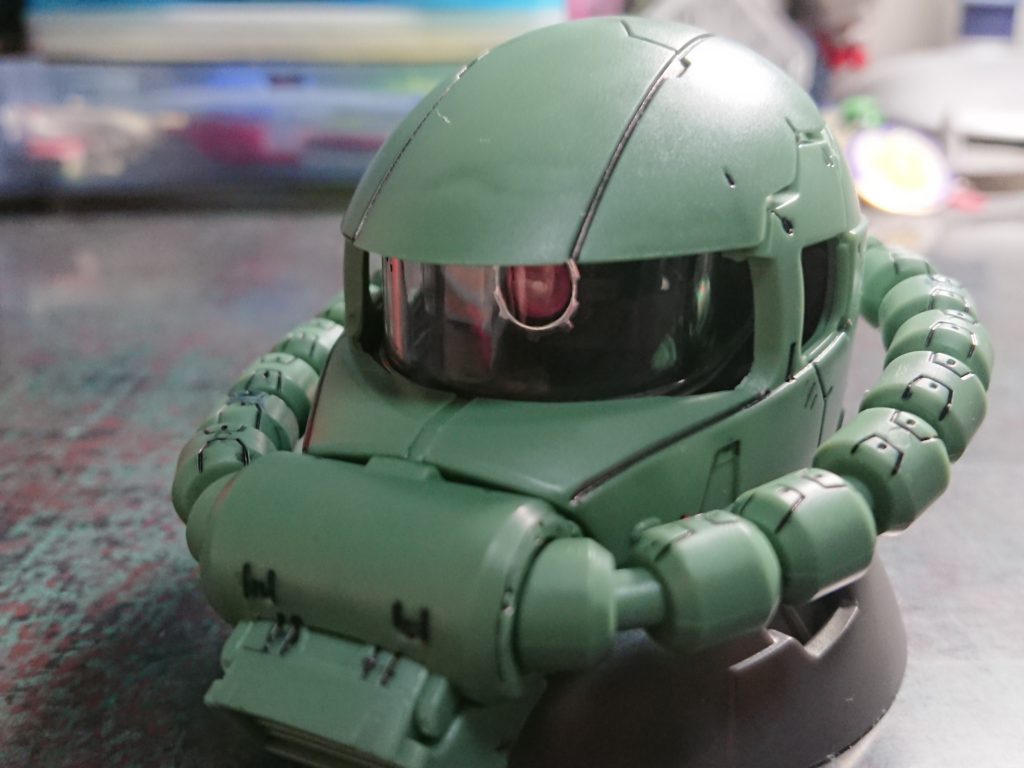 MSVシリーズのザクも本一冊作れるほど多いので、コンプリートとかしてほしいですね。(造形は全て一緒なので、塗装してしまえばいくらでも作れるんすけどね)