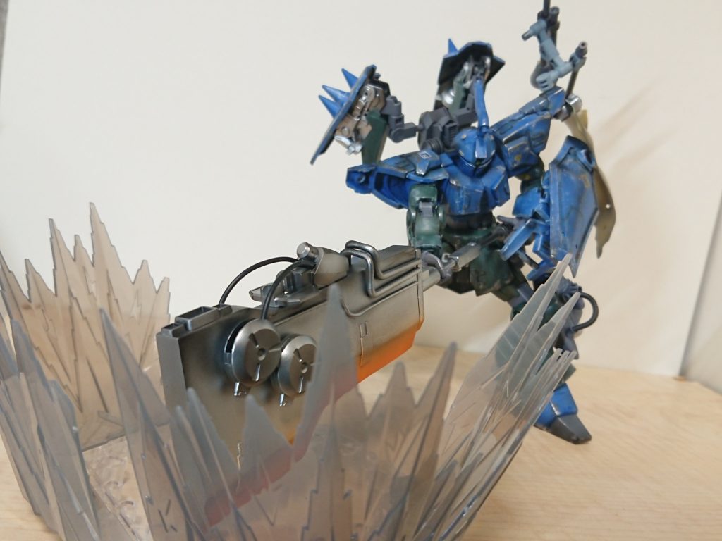 その威力はサラミス級のブリッジを一撃で叩き潰したと言われている。