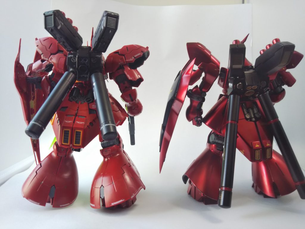 RGとの比較ー2(その内、RGも塗装したいけど、ばらすのがメンドクサイ(´;ω;`))