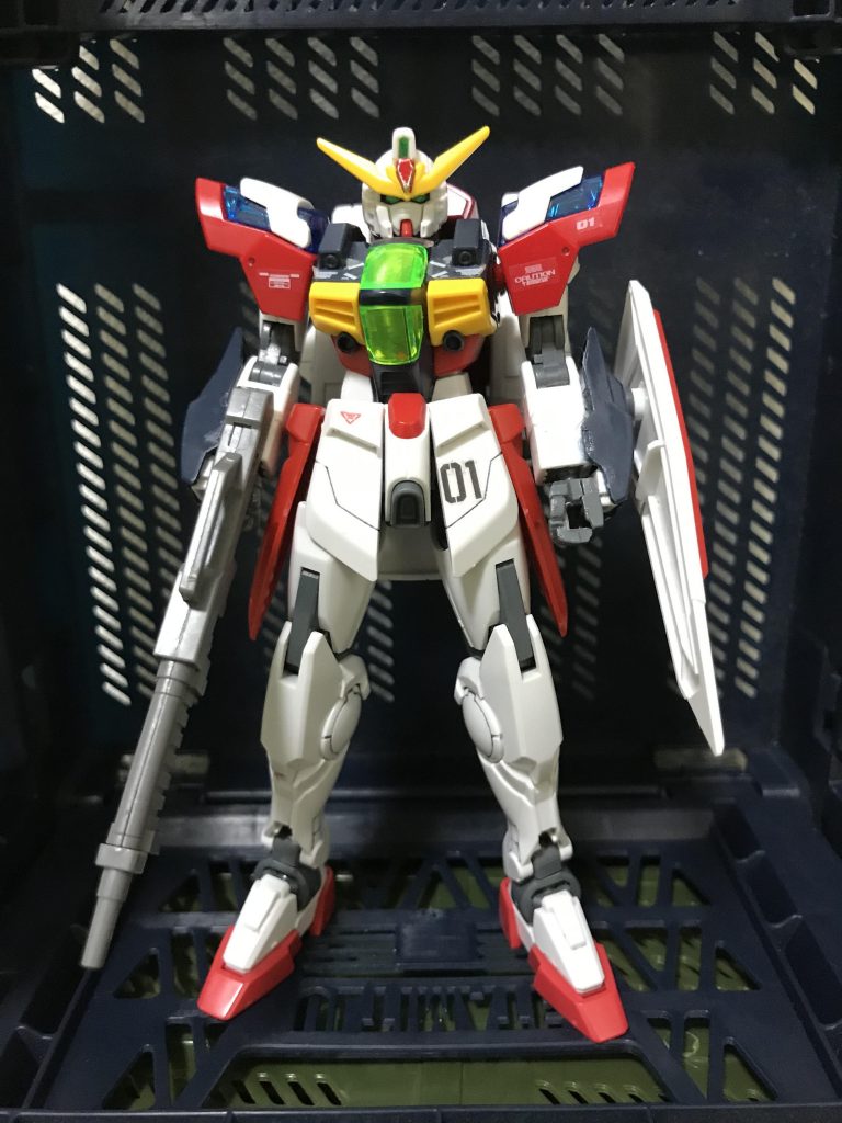 近距離〜中距離戦用装備PS-01と合体した状態。汎用性が高く、扱いやすい形態。装備アサルトライフル×1シールド×1