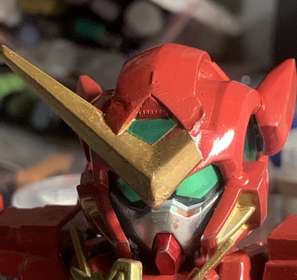 製作途中で角が折れるハプニングも…折れた角がリペアと同じだったらそのままリペアとして完成させようと思いましたが逆の角が折れたので直しました