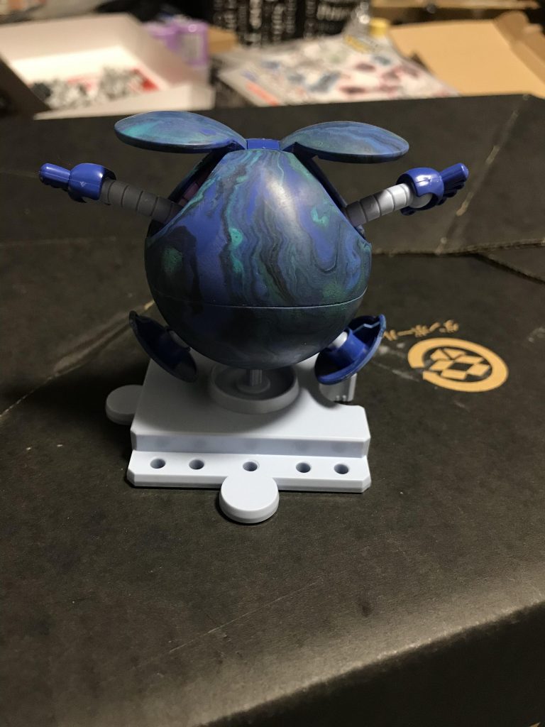 まだトップのクリアを吹く前ですが、ボウリング球みたいで中々愛着もてますw