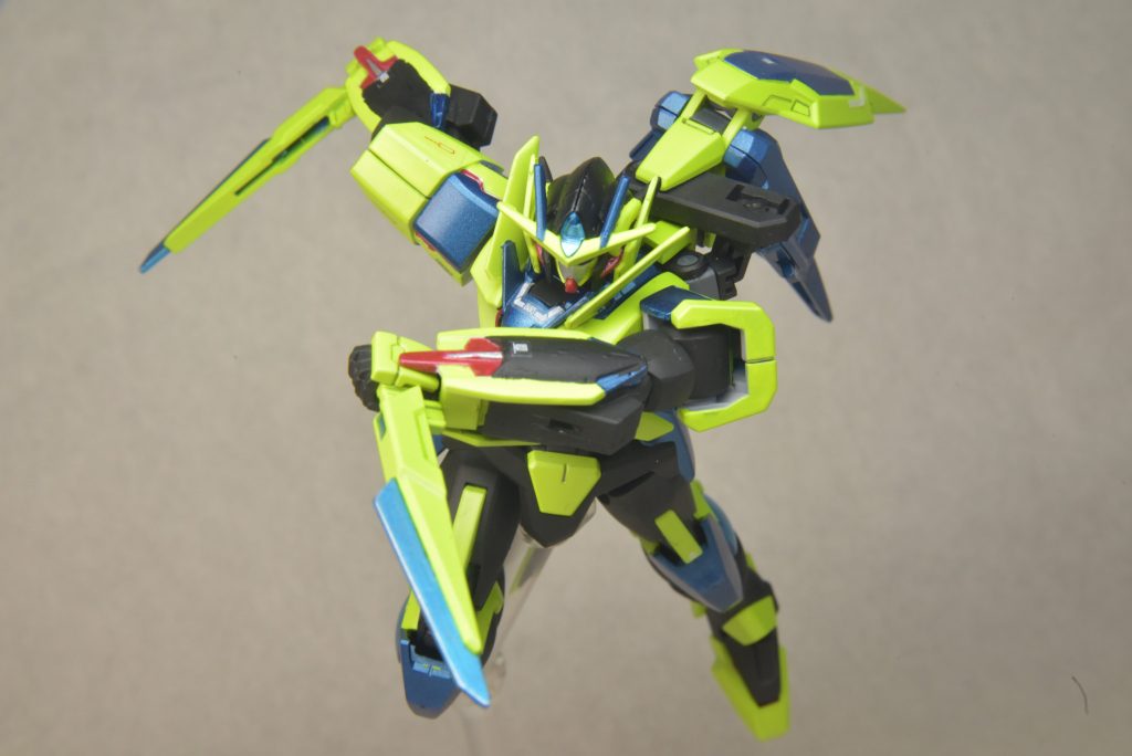 短い剣(?)を逆手持ちするのって良いよねぇ(*´ω`*)