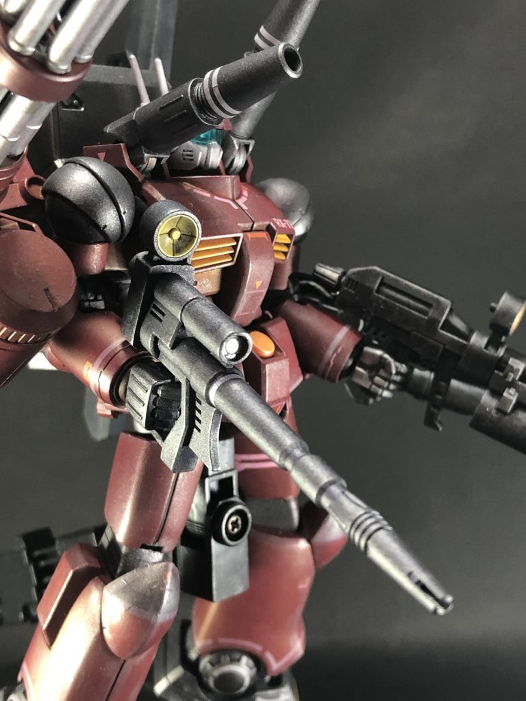 数ある中で、ガンキャノンのビームライフルが一番デザイン的に好きです