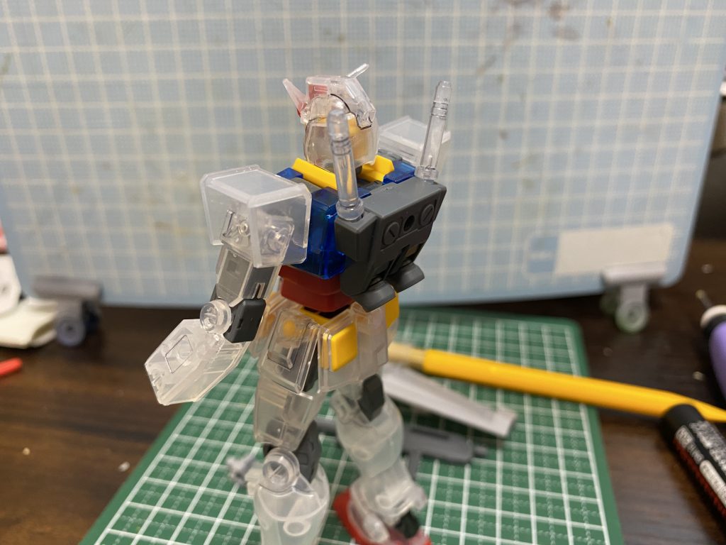 背面一部スミ入れや前垂れ分割など手を加えました。