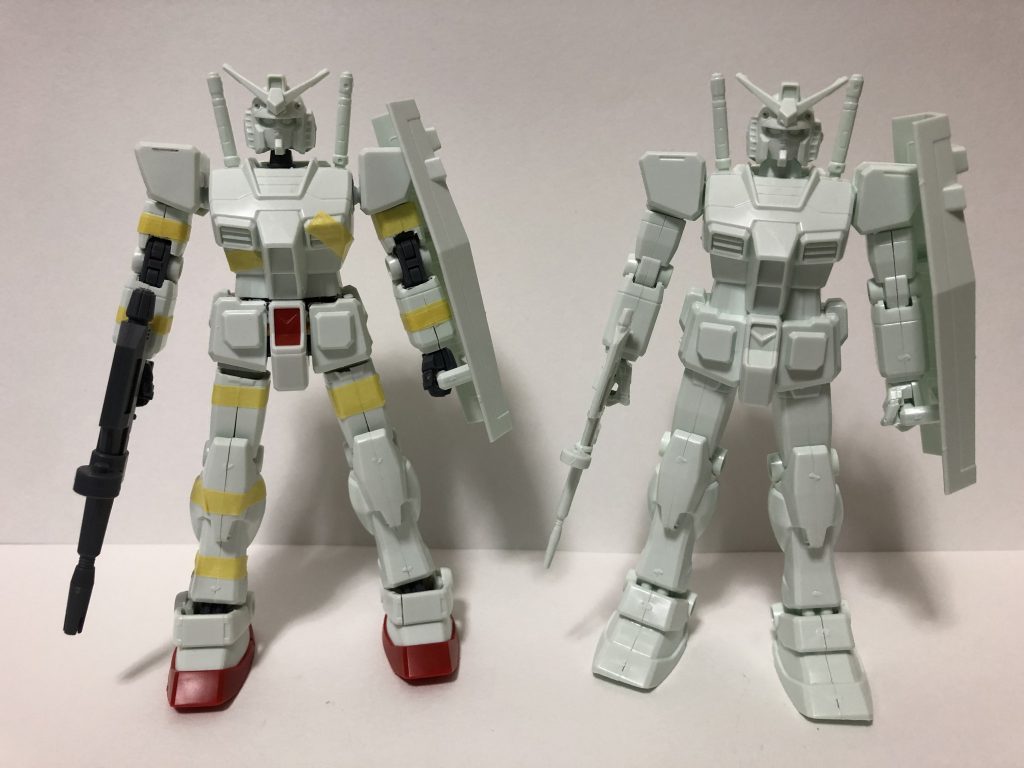 仮組みの状態です。肩にモールドを掘りましたが汚いので後でパテで埋めて代わりに水転写デカールを貼っています。 