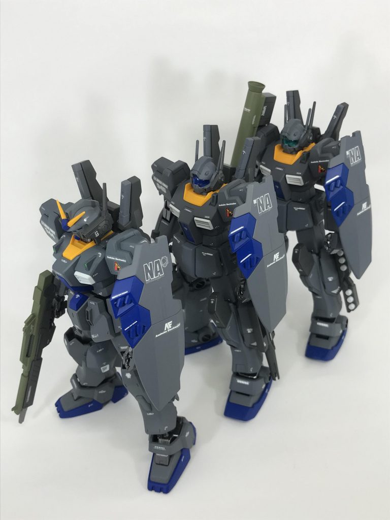 一つでも共通装備（ジェスタシールド）を施すと小隊感が増し増しになりますよね〜  因みに当小隊はネェルアーガマ所属機としてみました。 