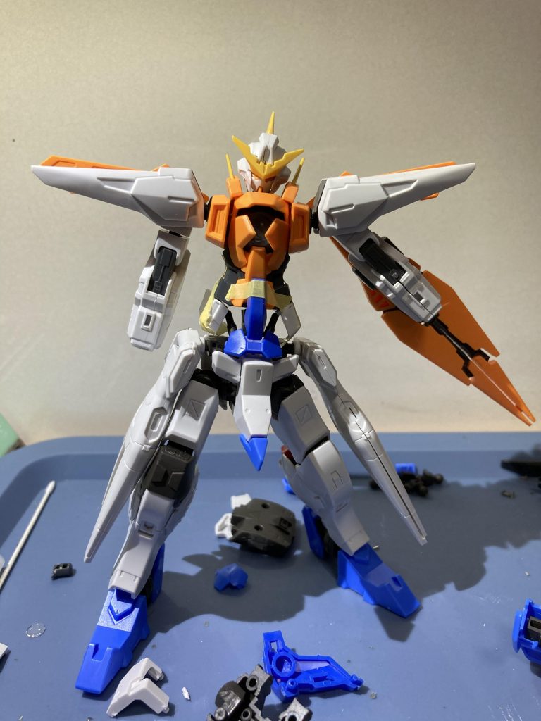 今回スリムなメカにしたくて、胴の延長、足首の延長なども行いました！