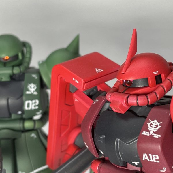 リバイブ版ザク揃い踏み