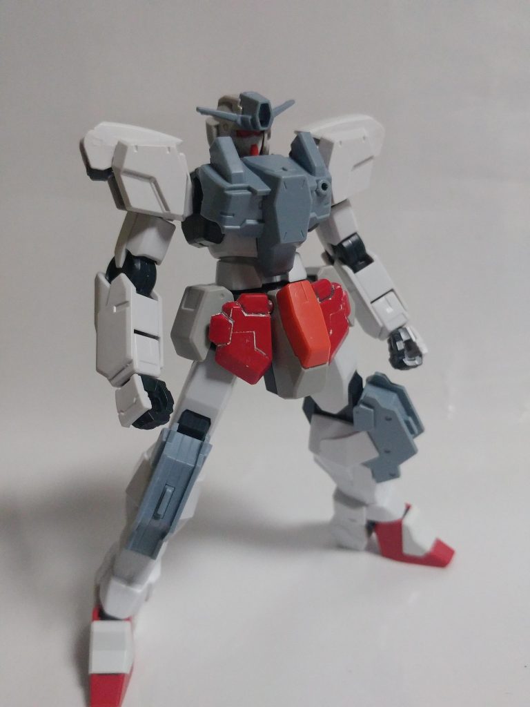 制作初期。当初はケルディムサーガにシャイニングブレイクのパーツを組み込むだけの予定でした。