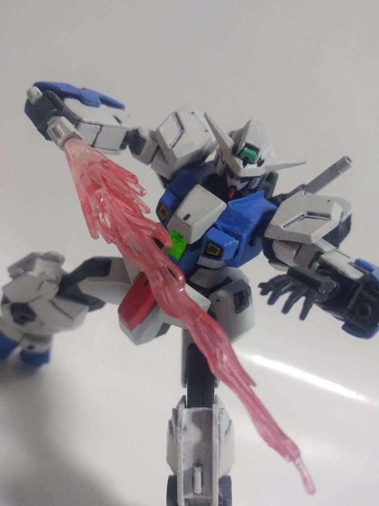 フレイム・サーベル。ビーム・サーベルの形成に用いられるIフィールドをオーバーロードさせる事で敵のビーム・シールドやバリアーを斬り裂くフレイム・サーベルとして使用可能。展開可能時間は三十秒に限られ、奥の手として用いられる。