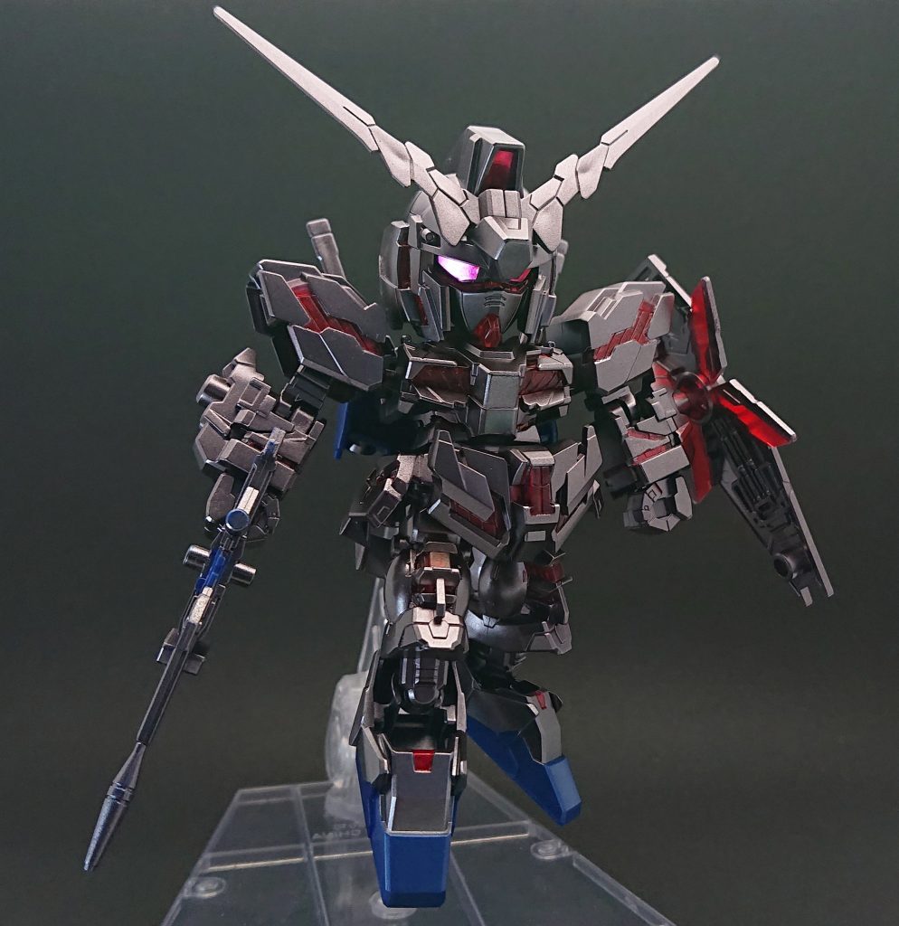 かカラーリングは「Gのレコンギスタ」に登場するG-フェネクスを参考にしました。